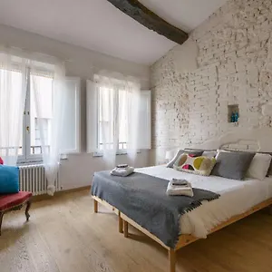 Apartamento Elegante Luminoso Attico Centralissimo, Siena